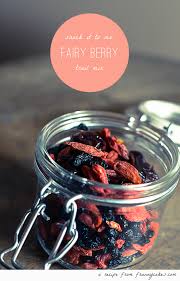 berry trail mix recipe