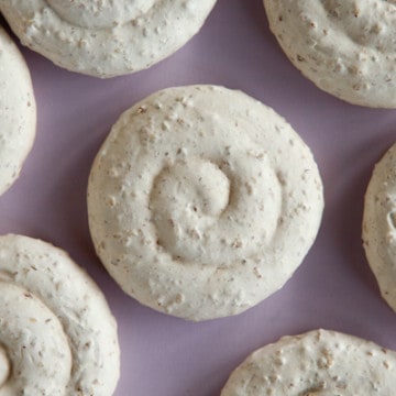 how to make nut meringues