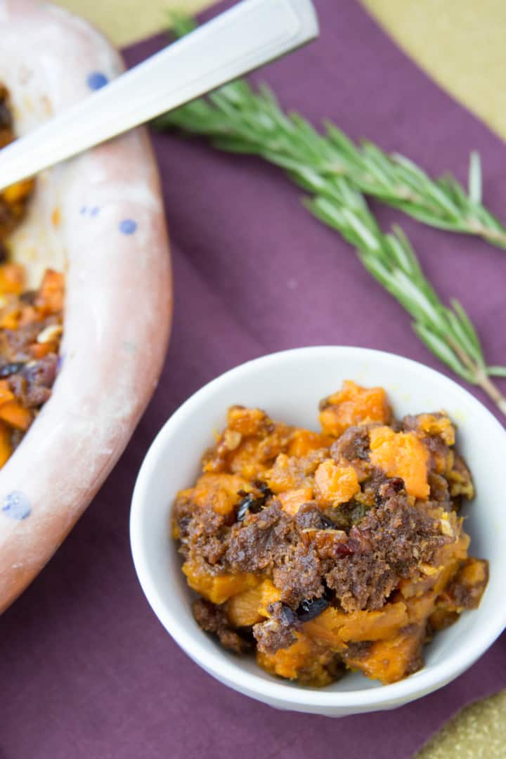 Sweet Potatoes with Gingersnap Cranberry Crumble