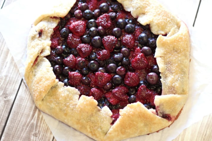 Gluten-Free Vegan Rustic Mixed Berry Pie
