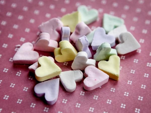 Premium Photo  Cup of sweet and heart shaped marshmallows for valentine's  day