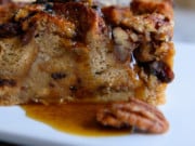 cinnamon raisin bread pudding