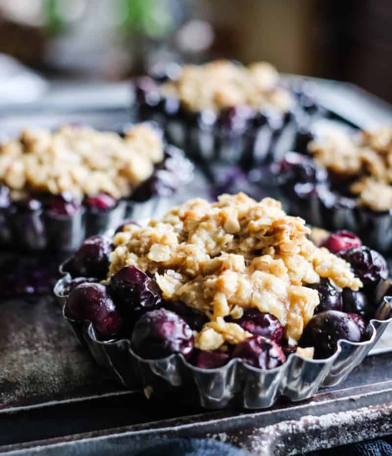 how to make gluten free blueberry crisps