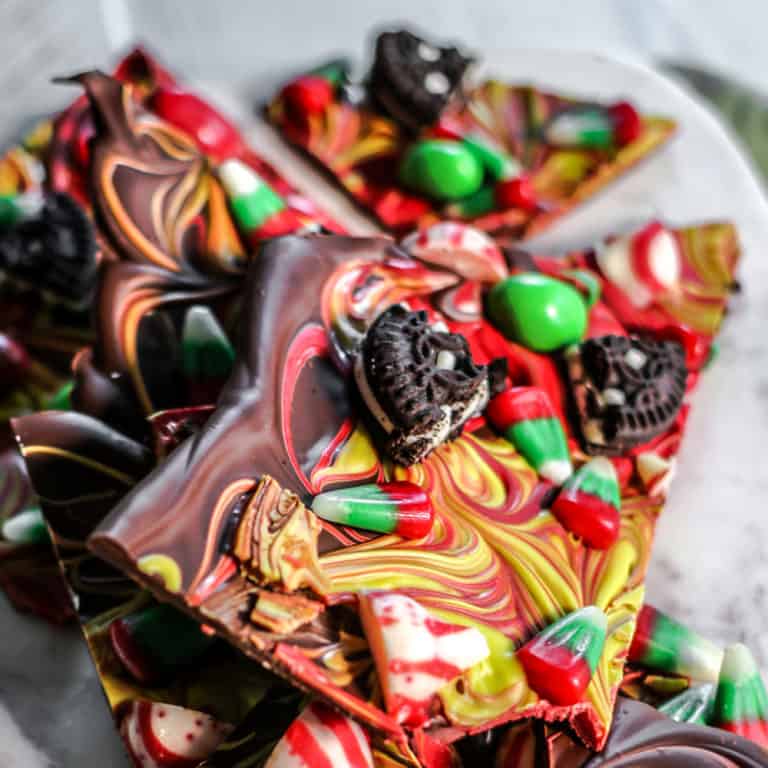 Christmas Candy Chocolate Bark | Holiday Chocolate Bark Recipe