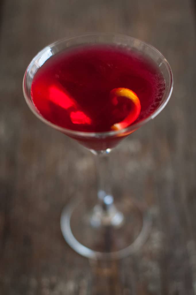 pomegranate martini recipe with stem glass