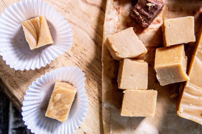 easy 2 ingredient fudge